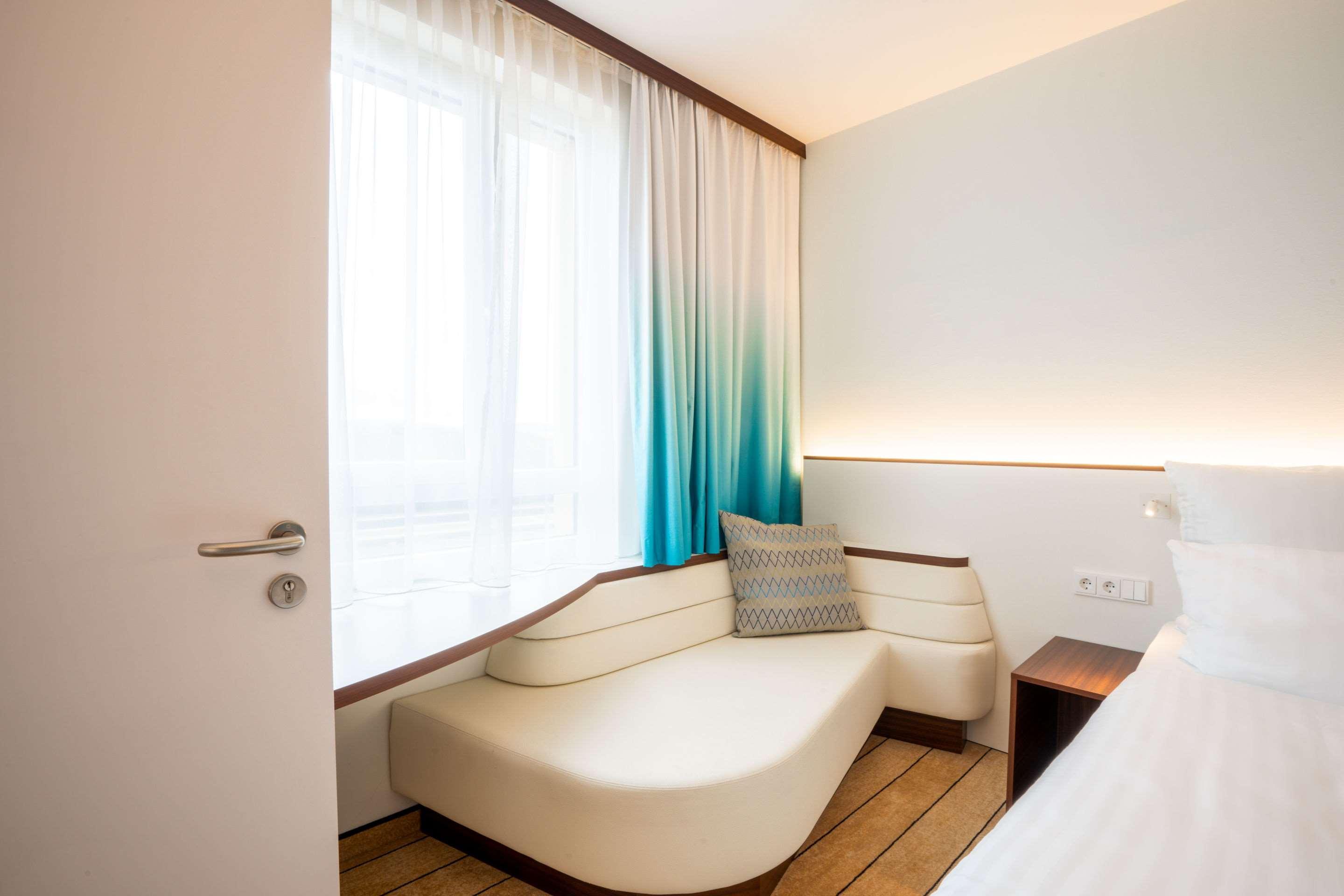 קלסטרבאך Hey Lou Hotel Frankfurt Airport מראה חיצוני תמונה