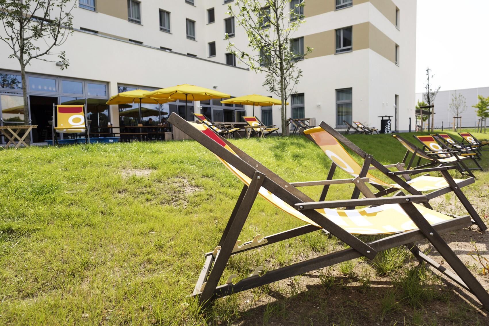 קלסטרבאך Hey Lou Hotel Frankfurt Airport מראה חיצוני תמונה