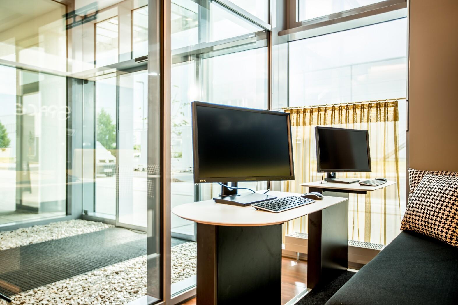קלסטרבאך Hey Lou Hotel Frankfurt Airport מראה חיצוני תמונה
