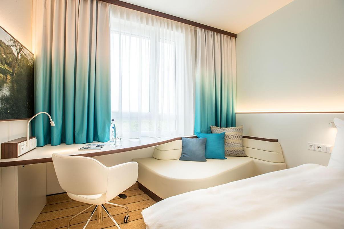 קלסטרבאך Hey Lou Hotel Frankfurt Airport מראה חיצוני תמונה