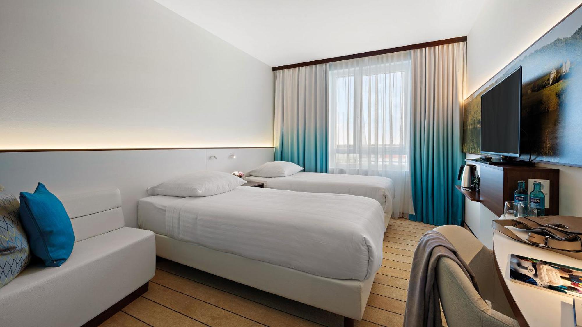 קלסטרבאך Hey Lou Hotel Frankfurt Airport מראה חיצוני תמונה