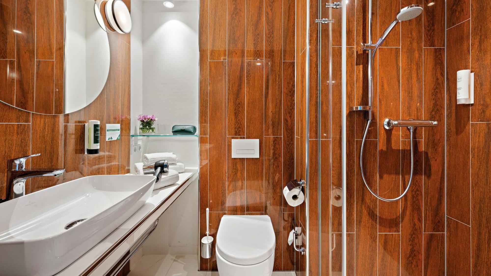 קלסטרבאך Hey Lou Hotel Frankfurt Airport מראה חיצוני תמונה